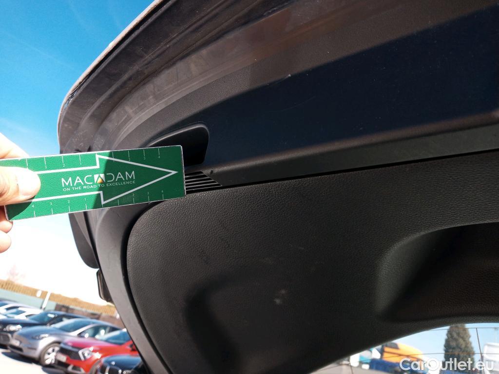  Toyota  Corolla TOYOTA  1.8 125H ACTIVE TECH E-CVT #30