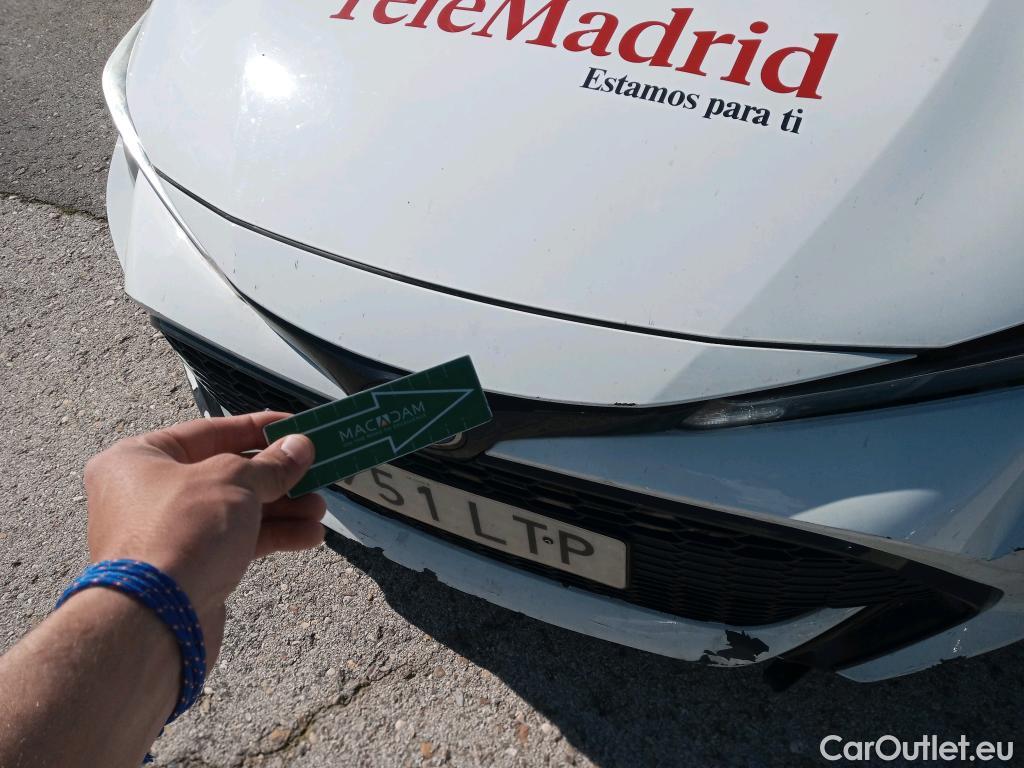  Toyota  Corolla TOYOTA  1.8 125H ACTIVE TECH E-CVT #51