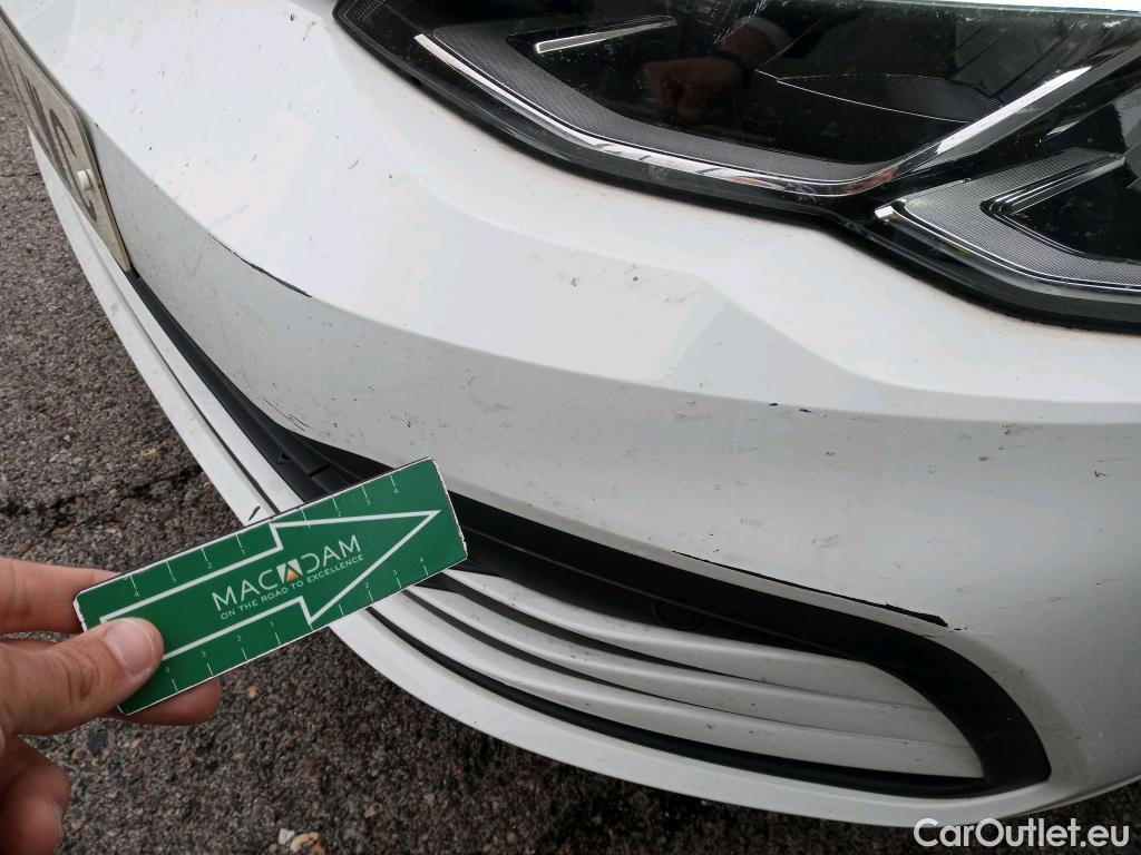  Volkswagen  Golf  VOLKSWAGEN / 2020 / 5P / berlina con portón 2.0 TDI 85kW (115CV) #12