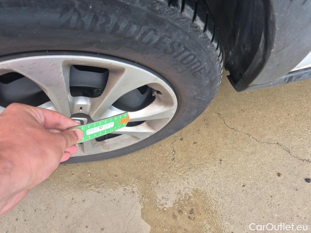  Citroen  C3 CITROEN  / 2020 / 5P / berlina con portón BlueHDi 75KW (100CV) S&S Live Pack #21