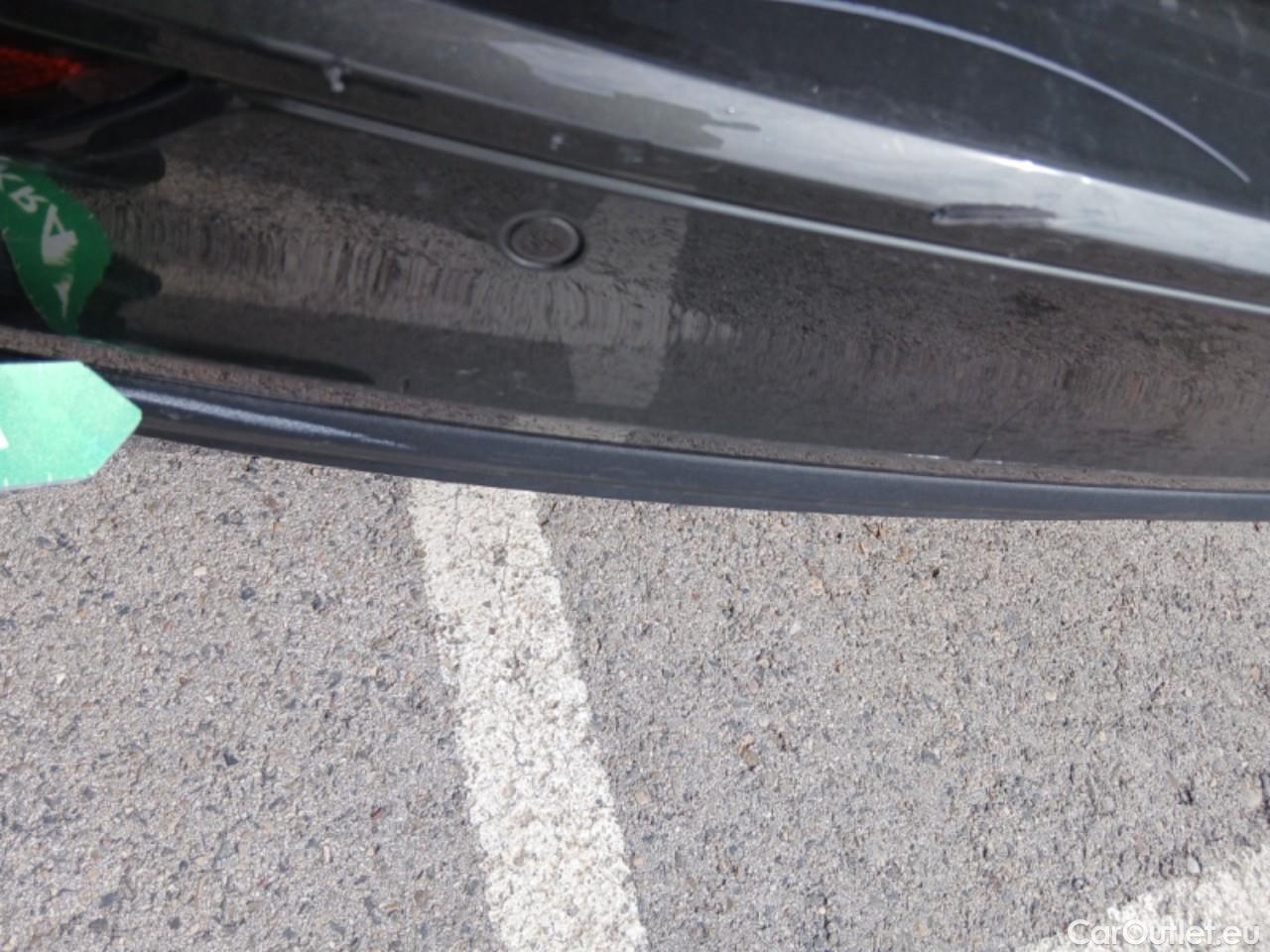  Volvo  V60 VOLVO  / 2018 / 5P / familiar 2.0 B4 (D) Momentum Auto #27