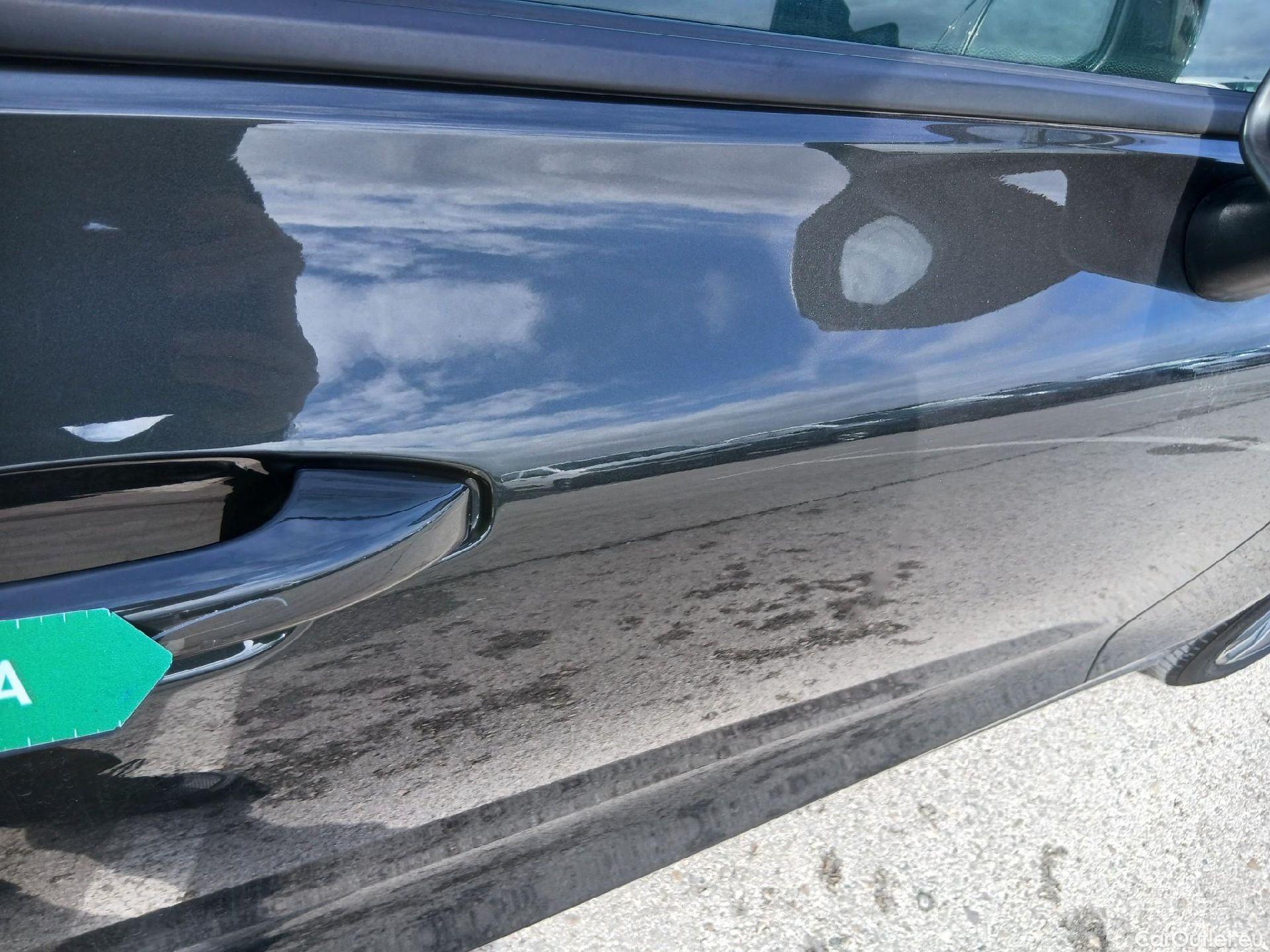  Volvo  V60 VOLVO  / 2018 / 5P / familiar 2.0 B4 (D) Momentum Auto #31