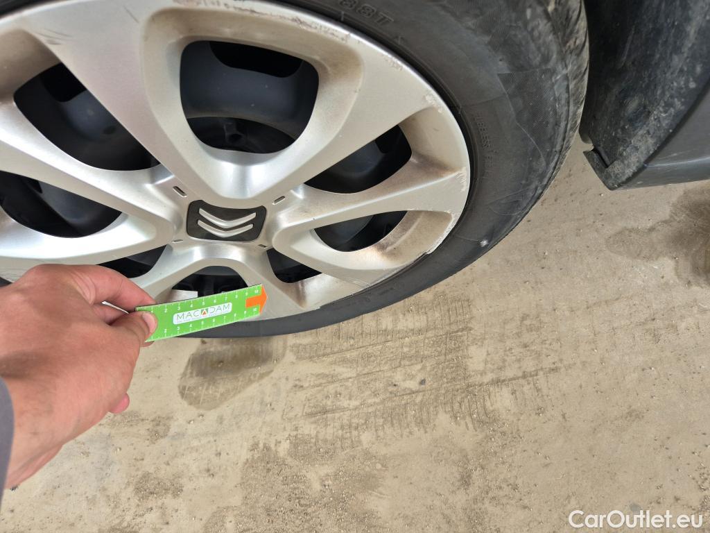  Citroen  C3 CITROEN  / 2020 / 5P / berlina con portón BlueHDi 75KW (100CV) S&S Live Pack #18