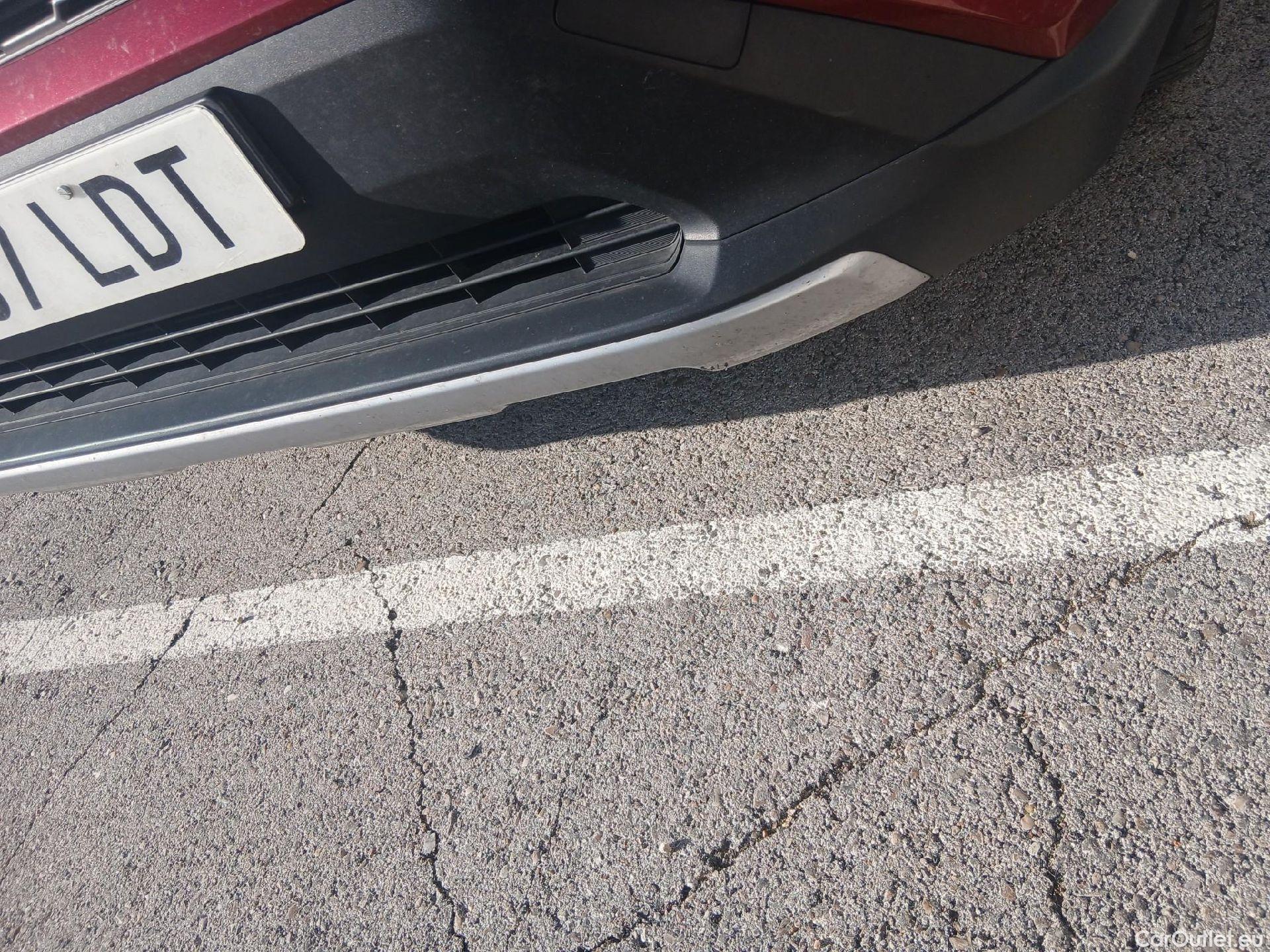  Toyota  RAV4 TOYOTA  / 2018 / 5P / todoterreno 2.5l 220H Luxury 4WD #10