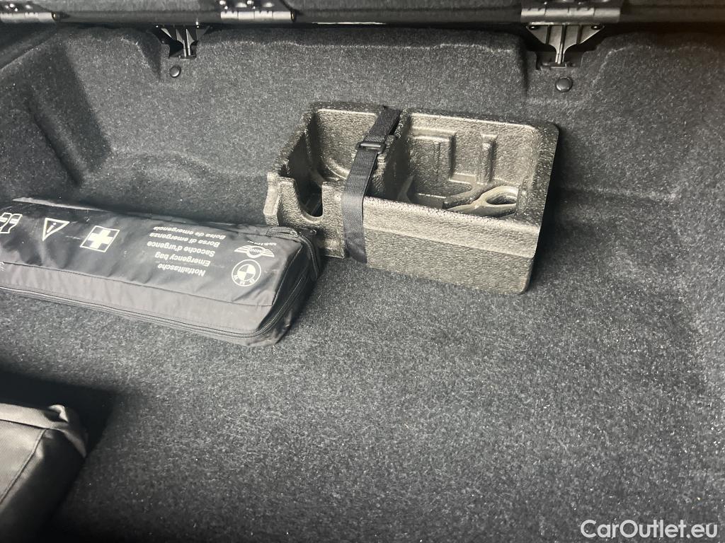  Bmw  X1 BMW  / 2019 / 5P / todoterreno sDrive16d #10