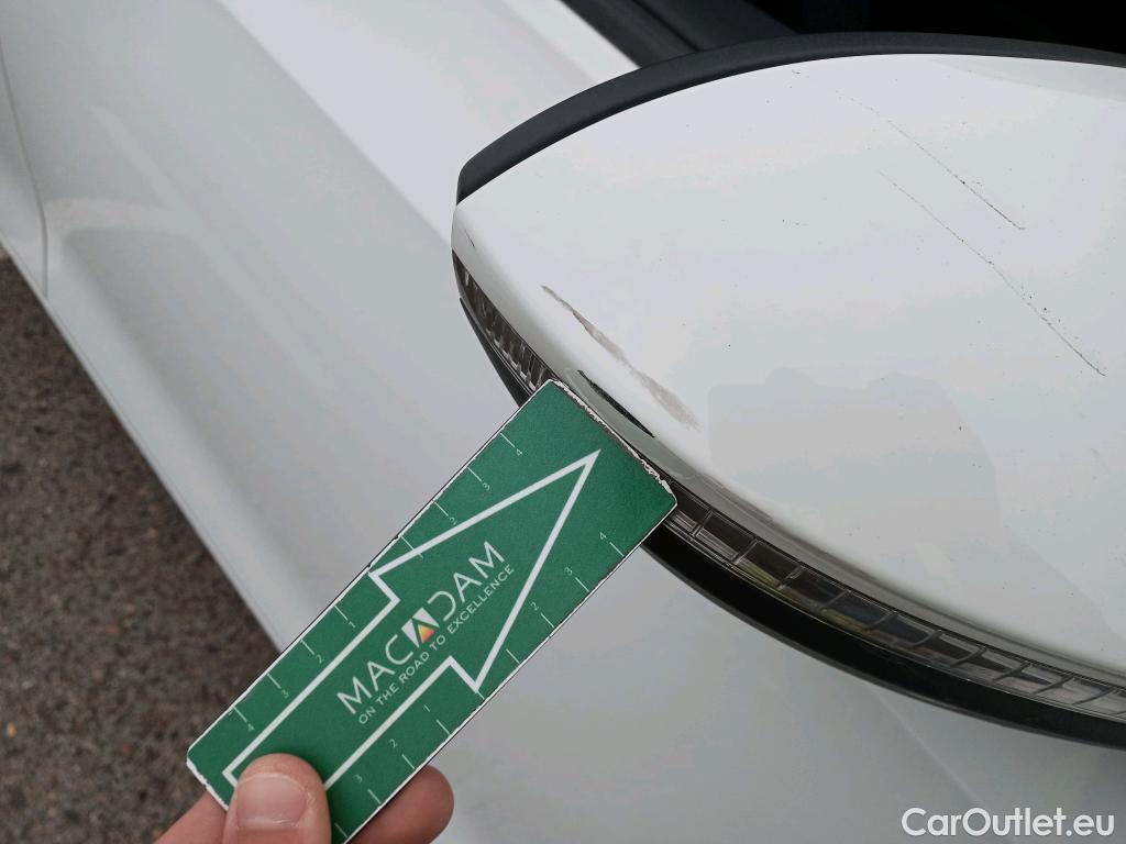  Volkswagen  Golf  VOLKSWAGEN / 2020 / 5P / berlina con portón 2.0 TDI 85kW (115CV) #20