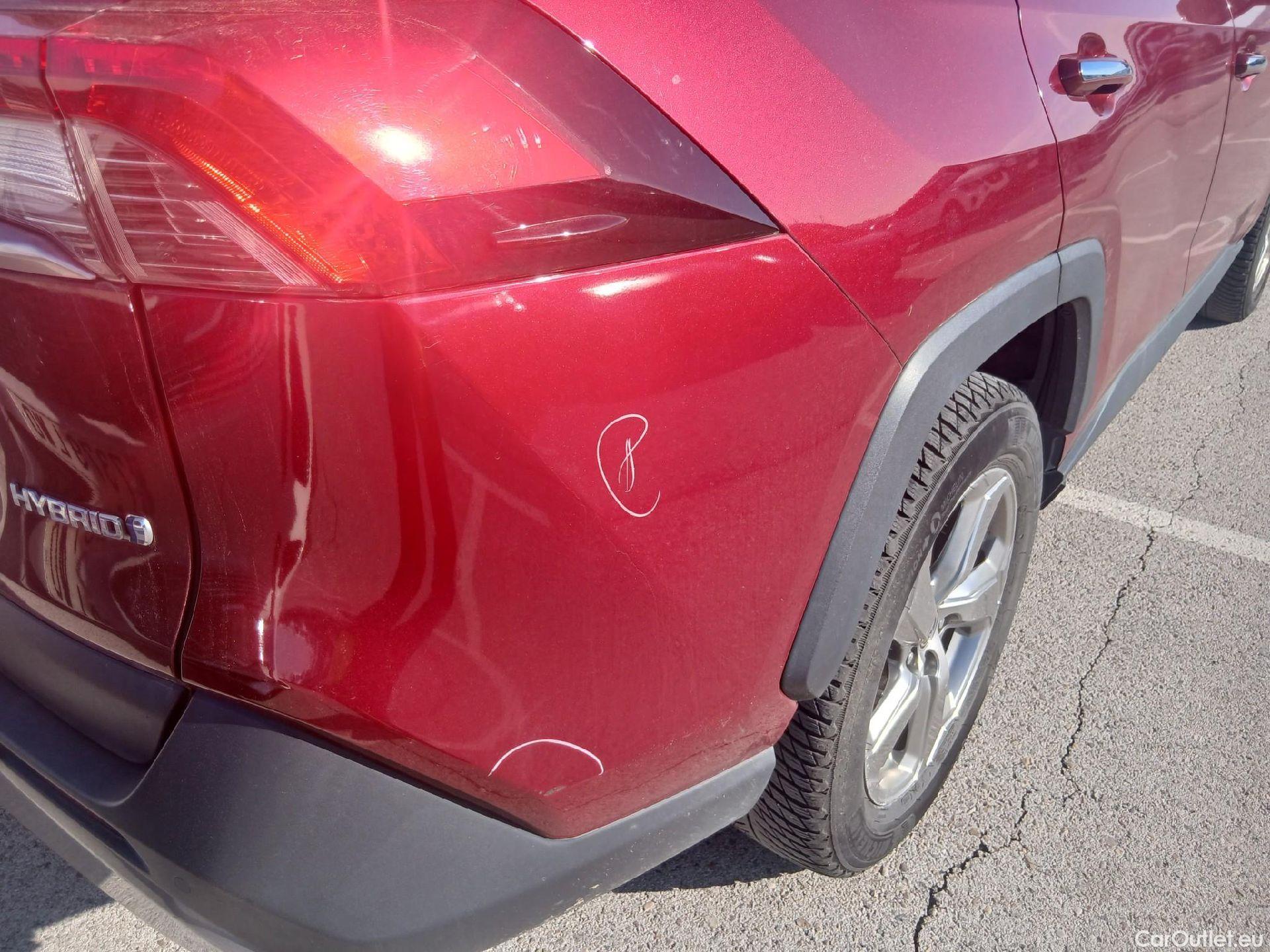  Toyota  RAV4 TOYOTA  / 2018 / 5P / todoterreno 2.5l 220H Luxury 4WD #25