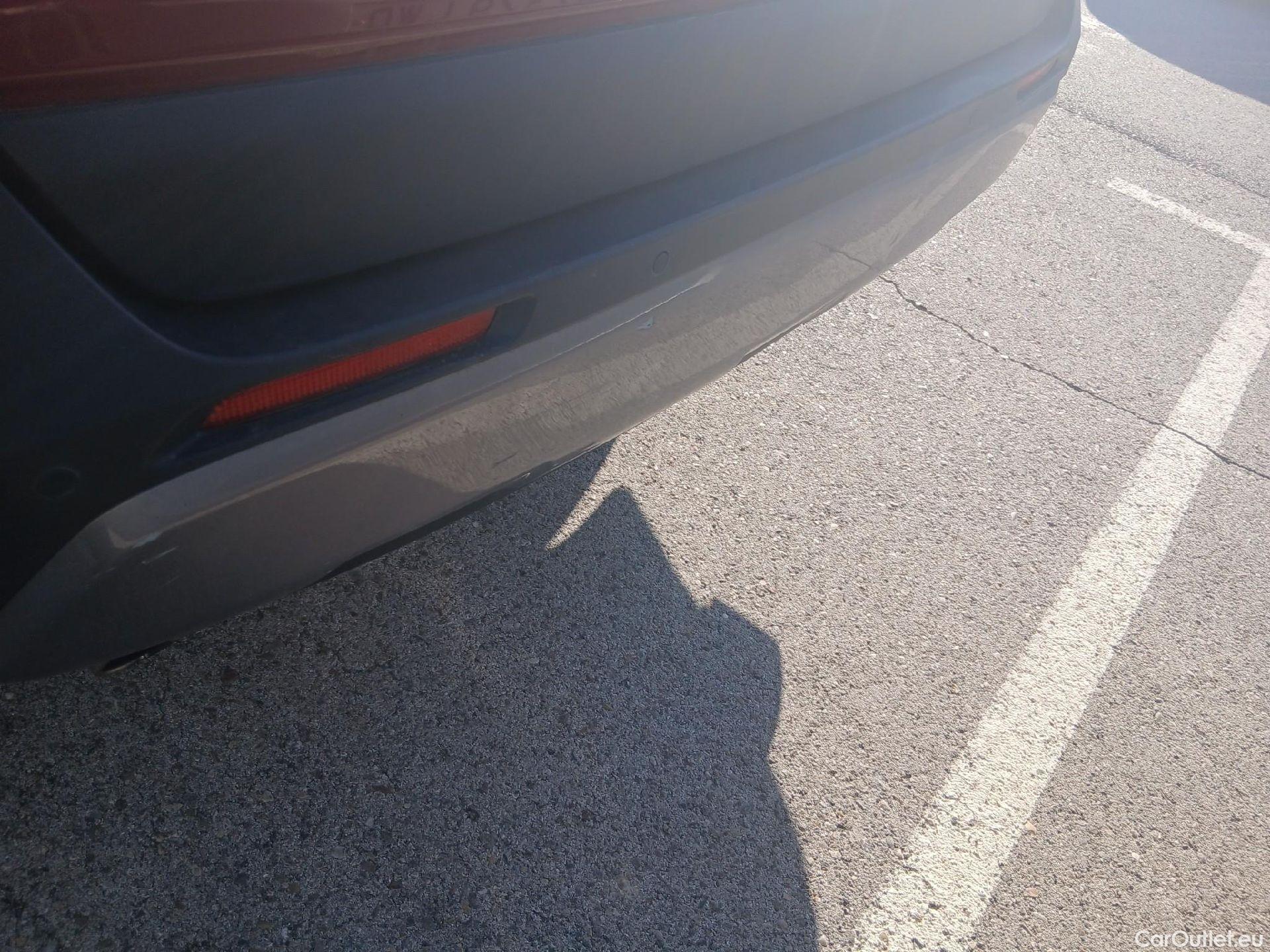  Toyota  RAV4 TOYOTA  / 2018 / 5P / todoterreno 2.5l 220H Luxury 4WD #23