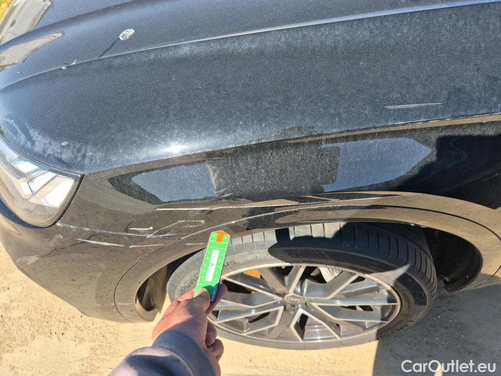  Audi  Q5 AUDI  SPORTBACK / 2020 / 5P / todoterreno Black Line 50 TFSI e quattro-ultra #4