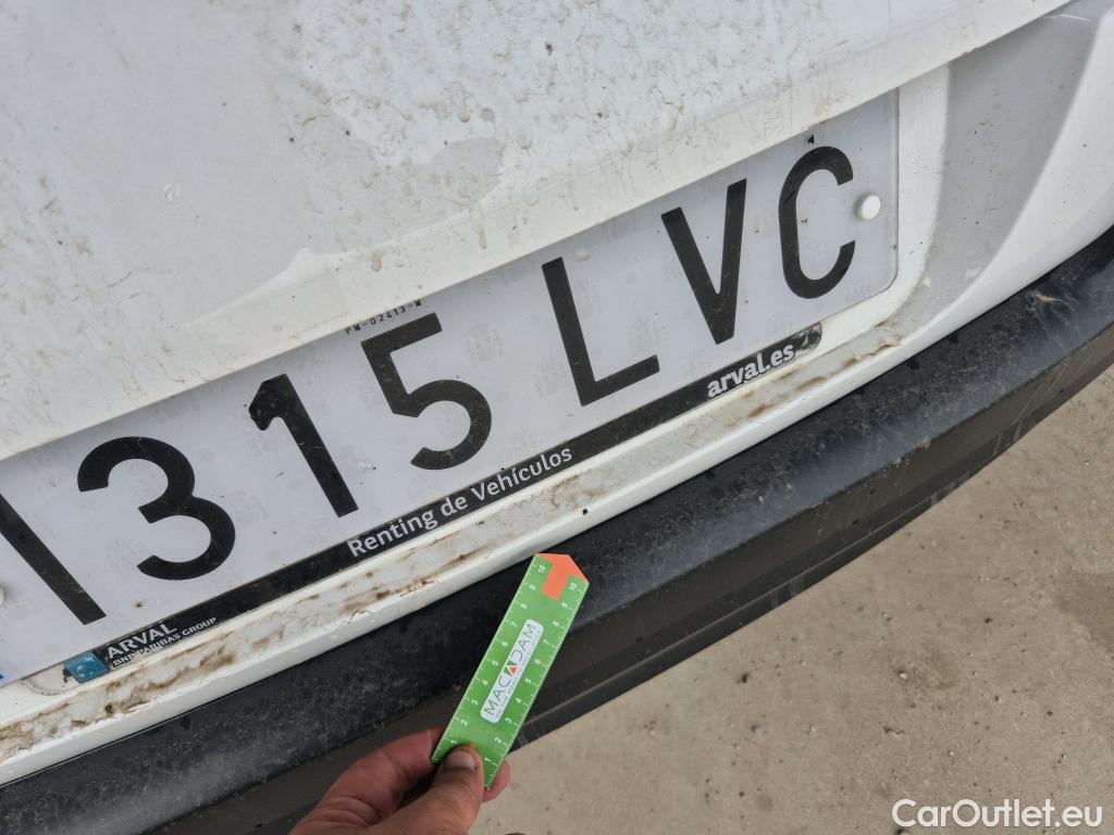  Citroen  C3 CITROEN  / 2020 / 5P / berlina con portón BlueHDi 75KW (100CV) S&S Live Pack #28