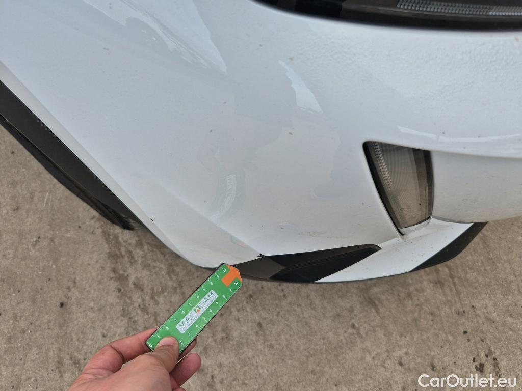  Peugeot  2008 PEUGEOT  / 2019 / 5P / todoterreno Active Pack BlueHDI 81kW (110CV) #11