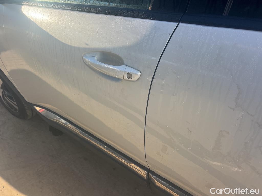  Peugeot  3008 PEUGEOT  / 2020 / 5P / todoterreno 1.5 BlueHDi 96kW S&S Allure Pack EAT8 #8