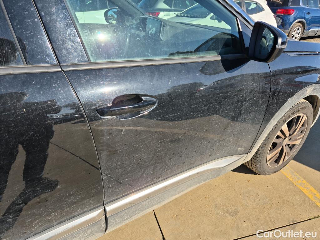  Peugeot  3008 PEUGEOT  / 2020 / 5P / todoterreno 1.5 BlueHDi 96kW S&S Allure Pack EAT8 #5