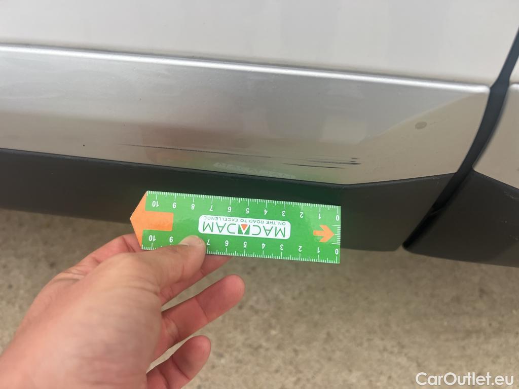  Peugeot  2008 PEUGEOT  / 2019 / 5P / todoterreno Allure BlueHDI 81kW (110CV) #25