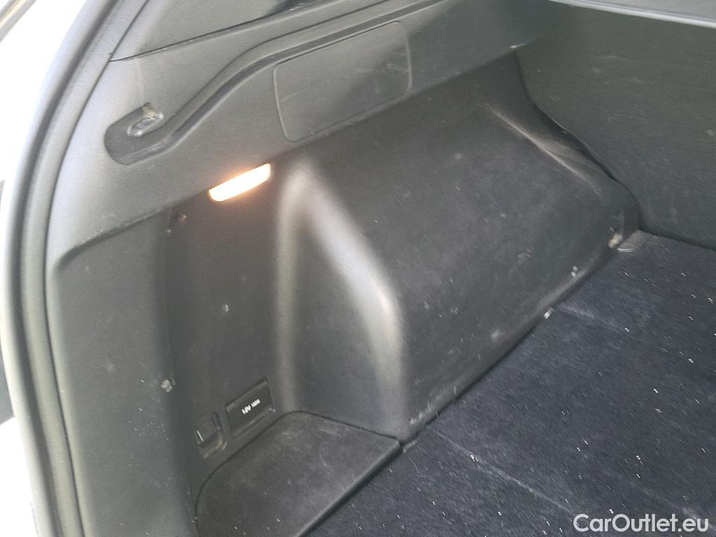  Hyundai  Tucson HYUNDAI  / 2020 / 5P / todoterreno 1.6 CRDI 85kW (115CV) Klass #11