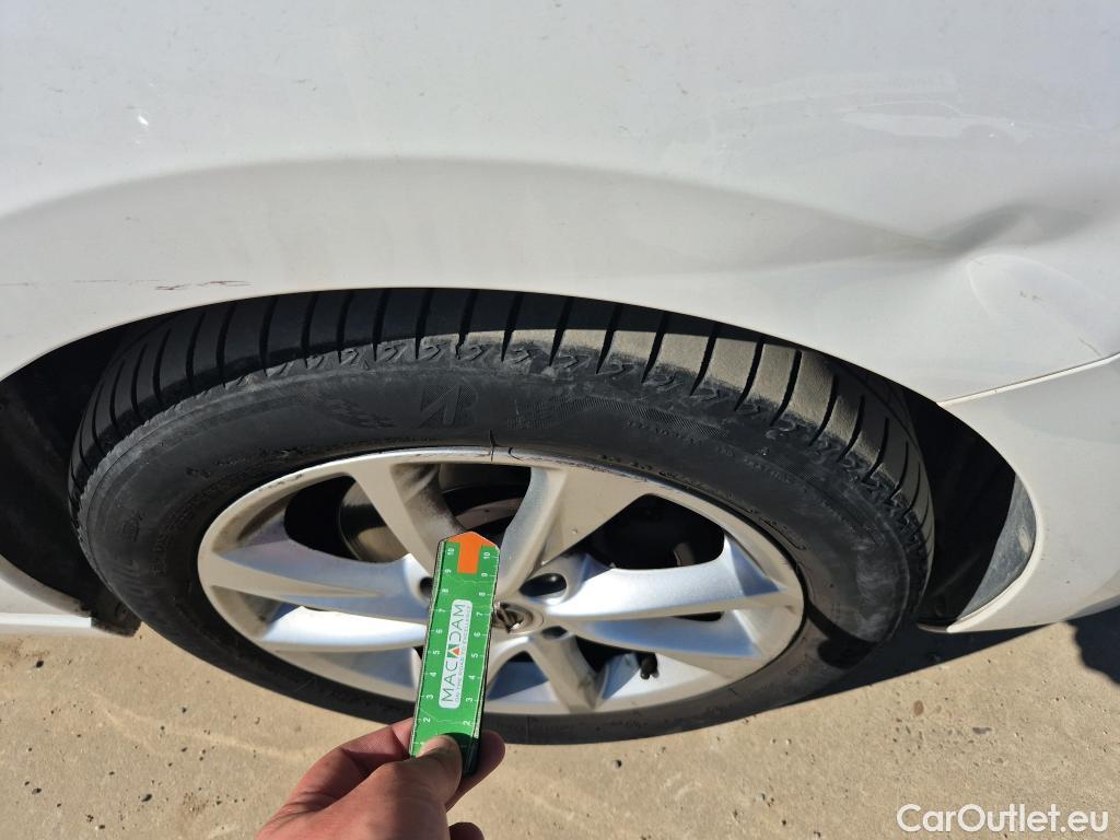  Opel  Corsa OPEL  1.2T XHL 74kW (100CV) Elegance #13