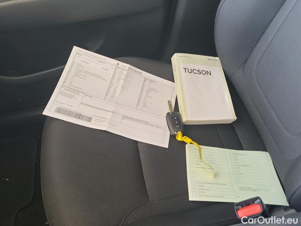  Hyundai  Tucson HYUNDAI  / 2020 / 5P / todoterreno 1.6 CRDI 85kW (115CV) Klass #3