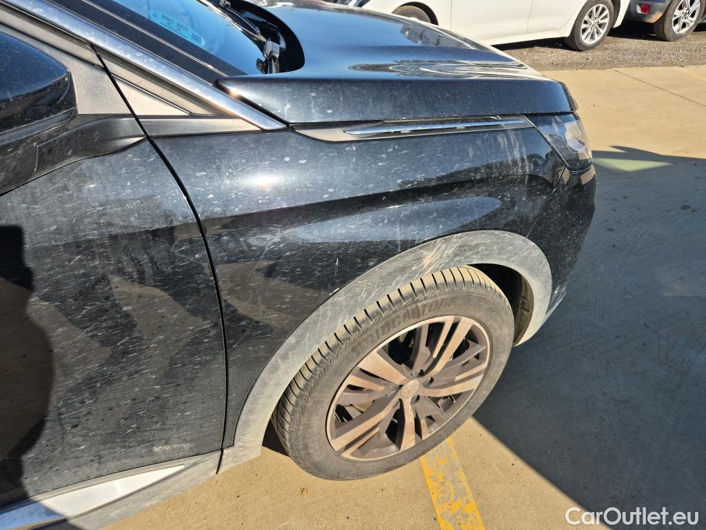  Peugeot  3008 PEUGEOT  / 2020 / 5P / todoterreno 1.5 BlueHDi 96kW S&S Allure Pack EAT8 #11