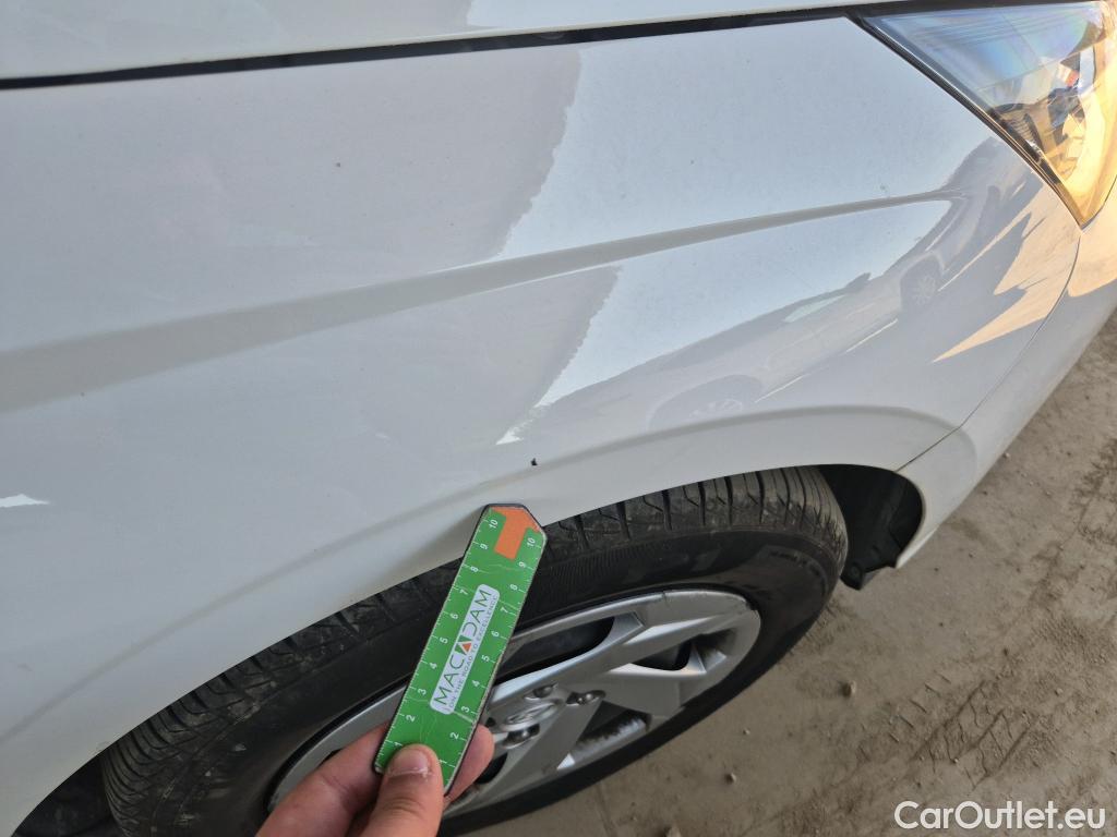  Hyundai  i20 HYUNDAI  / 2020 / 5P / berlina con portón 1.0 TGDI 74kW (100CV) 48V Essence #43