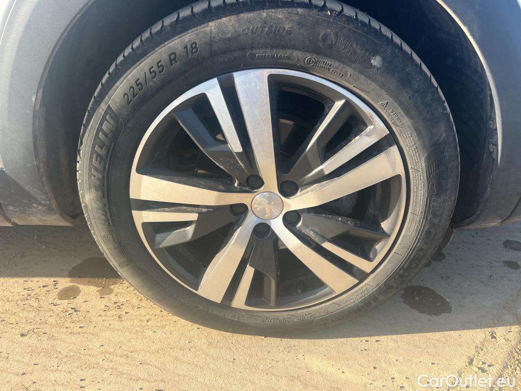  Peugeot  3008 PEUGEOT  / 2020 / 5P / todoterreno 1.5 BlueHDi 96kW S&S Allure Pack EAT8 #4