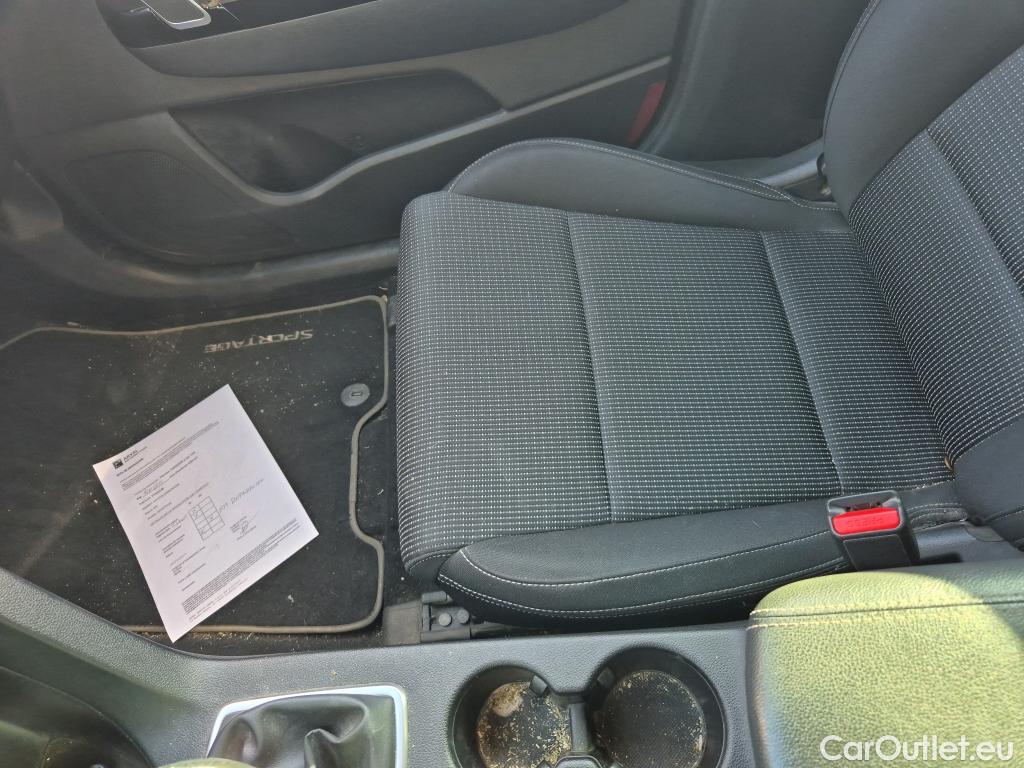  KIA  Sportage KIA SPORTGE 1.6MHEV Drive 100kW(136CV) 4x2(Crist Tintados)(CX) #32