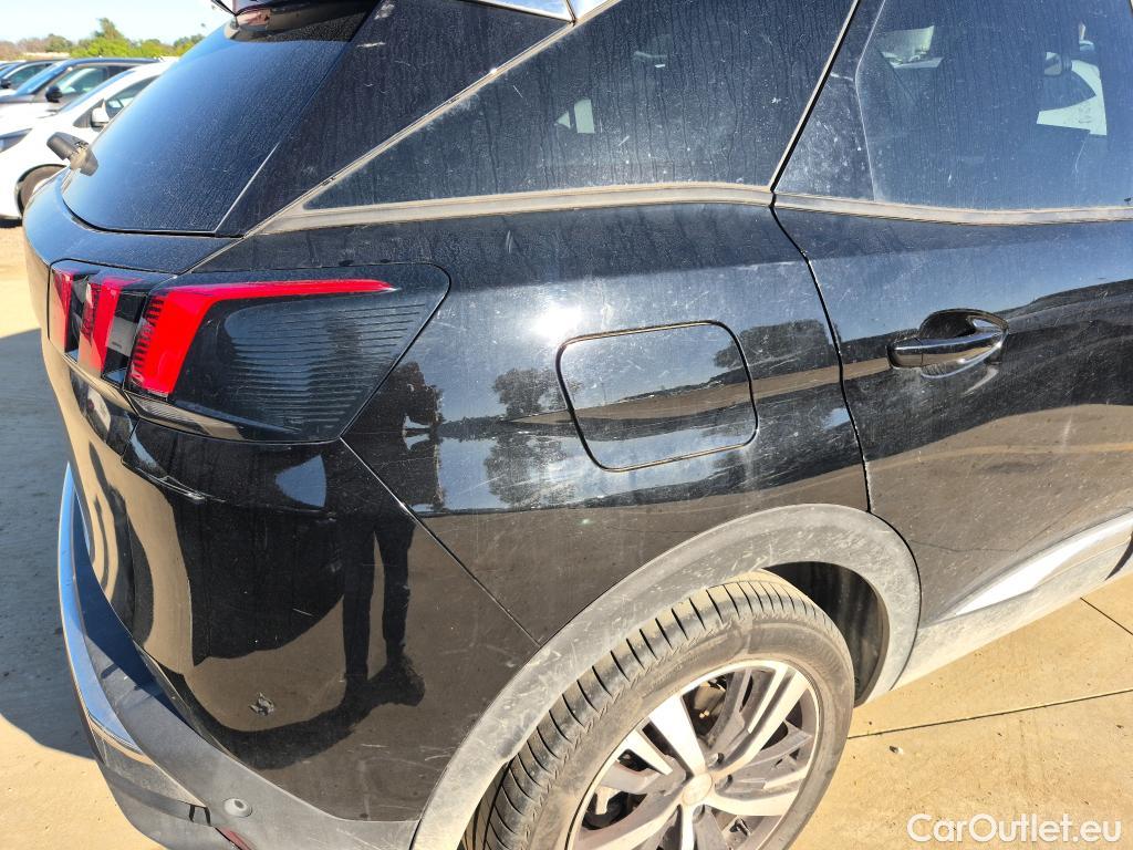  Peugeot  3008 PEUGEOT  / 2020 / 5P / todoterreno 1.5 BlueHDi 96kW S&S Allure Pack EAT8 #25