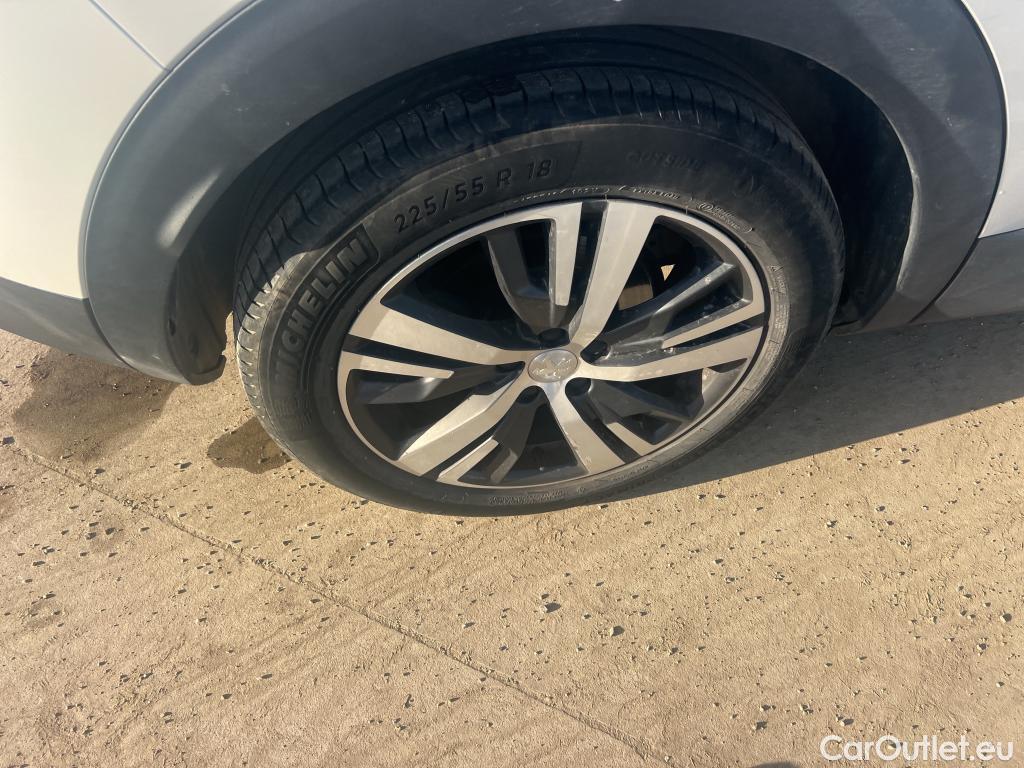  Peugeot  3008 PEUGEOT  / 2020 / 5P / todoterreno 1.5 BlueHDi 96kW S&S Allure Pack EAT8 #6