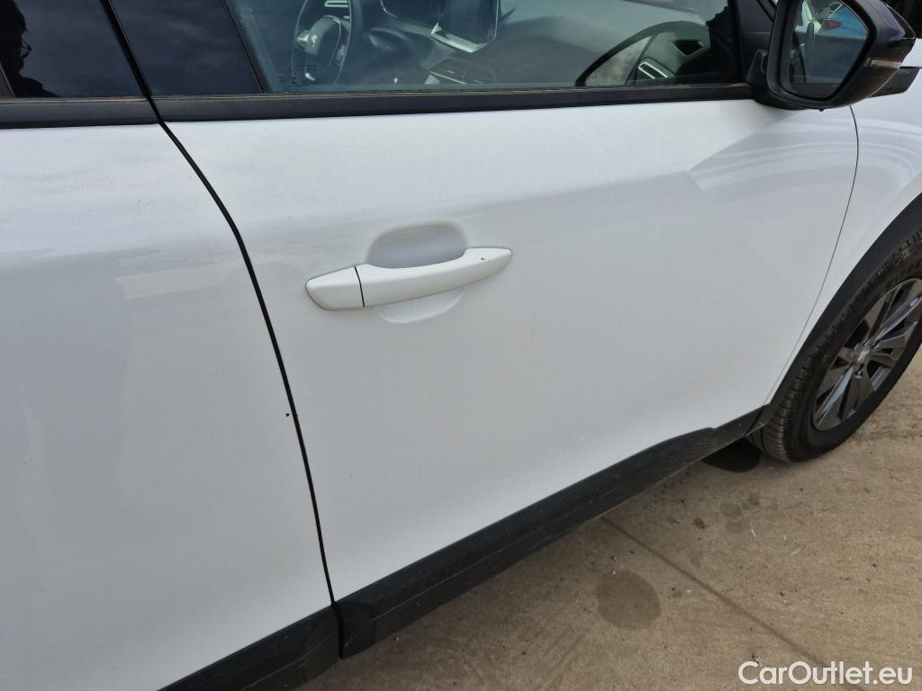  Peugeot  2008 PEUGEOT  / 2019 / 5P / todoterreno Active Pack BlueHDI 81kW (110CV) #28