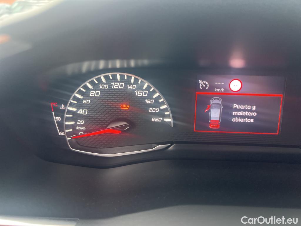  Peugeot  2008 PEUGEOT  / 2019 / 5P / todoterreno Allure BlueHDI 81kW (110CV) #29