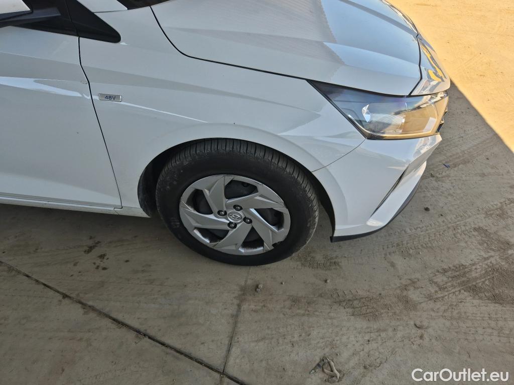  Hyundai  i20 HYUNDAI  / 2020 / 5P / berlina con portón 1.0 TGDI 74kW (100CV) 48V Essence #30