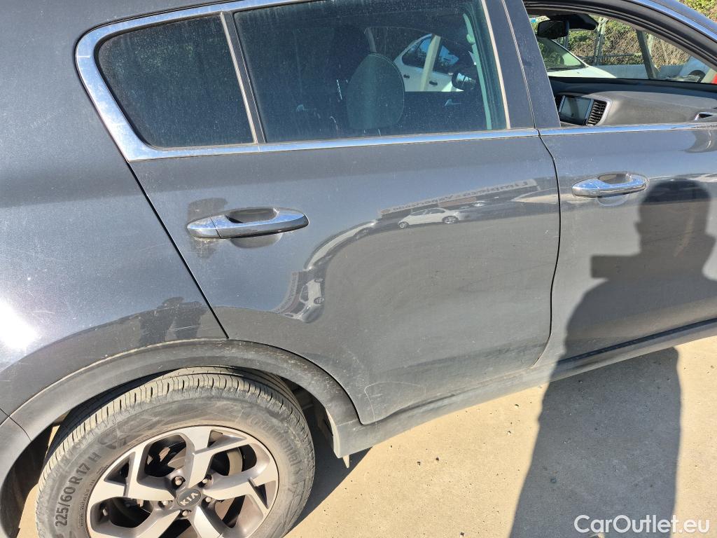  KIA  Sportage KIA SPORTGE 1.6MHEV Drive 100kW(136CV) 4x2(Crist Tintados)(CX) #17