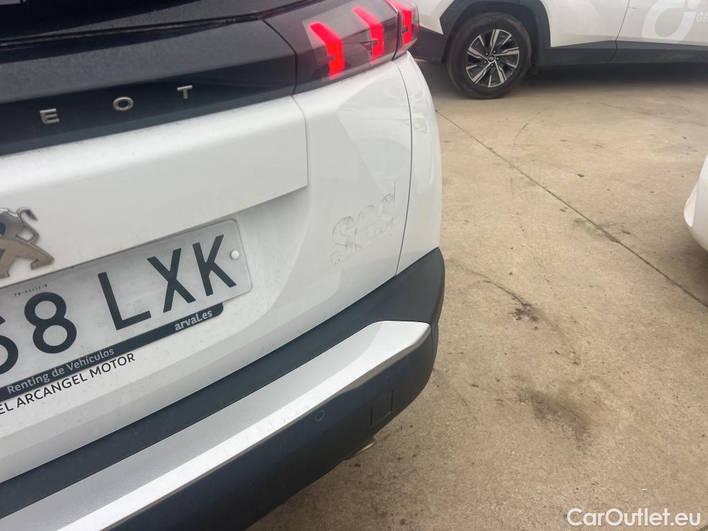  Peugeot  2008 PEUGEOT  / 2019 / 5P / todoterreno Allure BlueHDI 81kW (110CV) #5