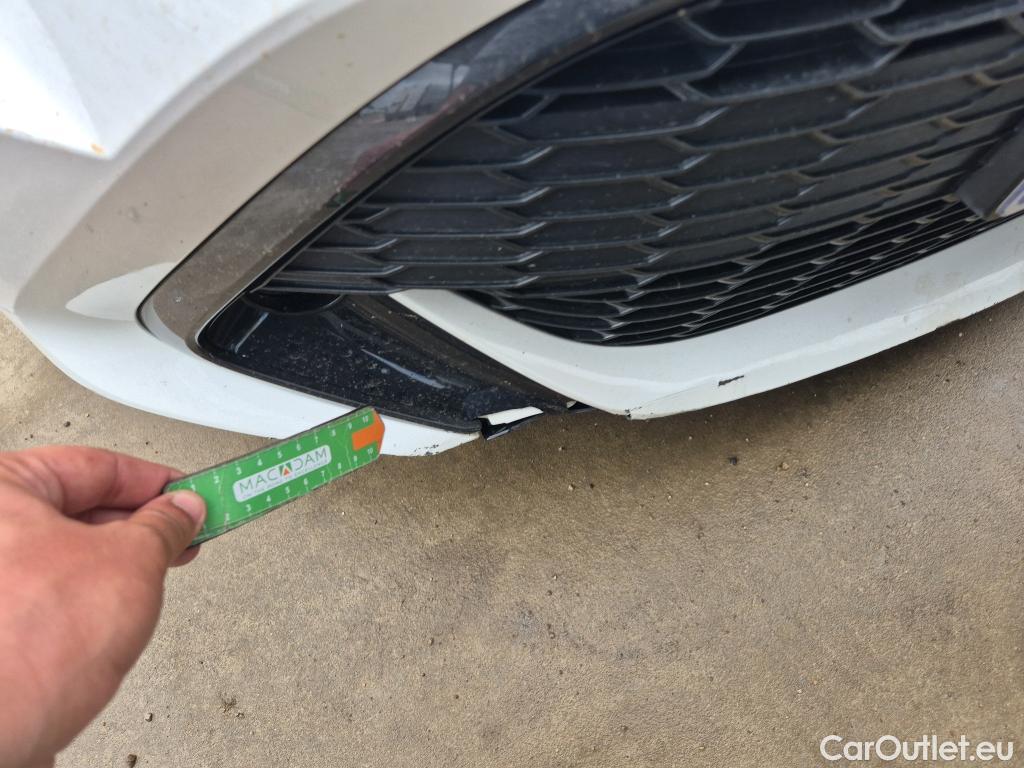  Toyota  Corolla TOYOTA  / 2019 / 5P / familiar 1.8 125H ACTIVE TECH E-CVT TOU SPORT #4