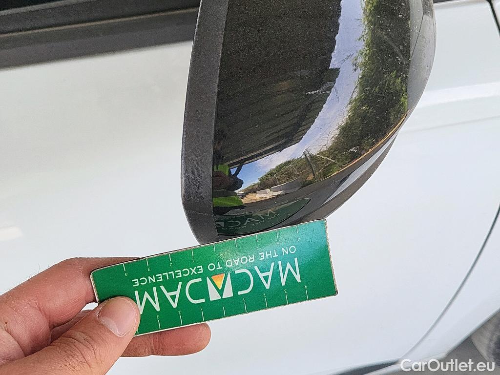  Renault  Clio RENAULT  / 2019 / 5P / berlina con portón Equilibre Blue dCi 74kW (100CV) #20