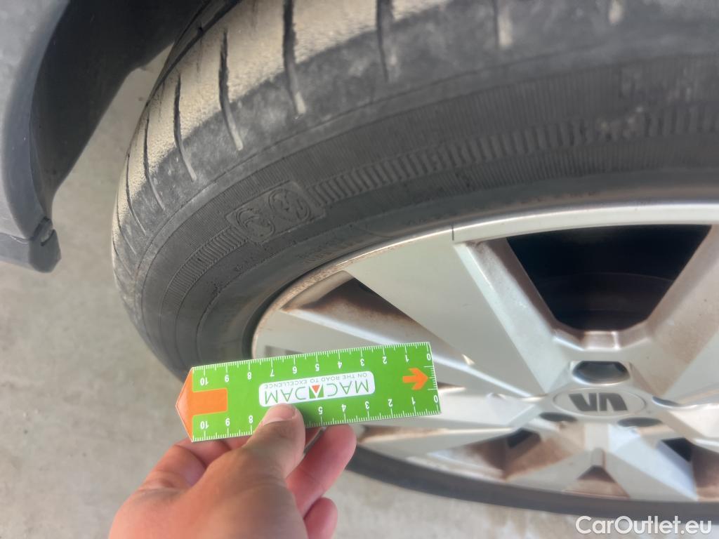  Seat  Arona SEAT  / 2021 / 5P / todoterreno 1.0 TSI 81kW (110CV) Xperience Plus(SP) #9