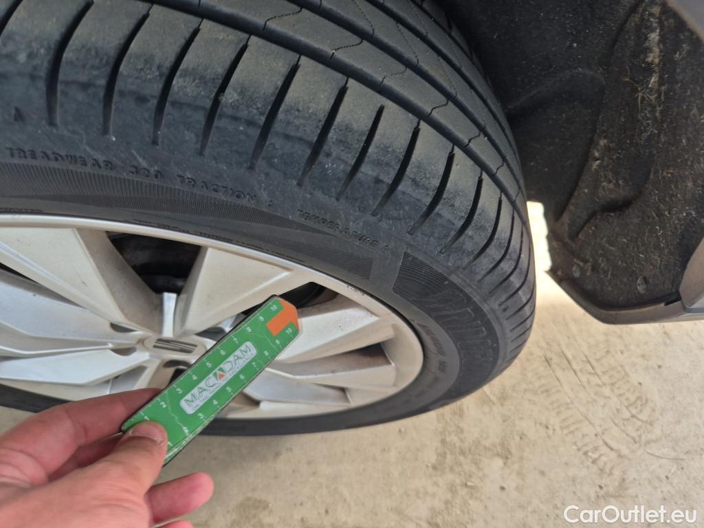  Seat  ATECA SEAT  / 2016 / 5P / todoterreno 2.0 TDI 110kW (150CV) DSG S&S Style Go #22