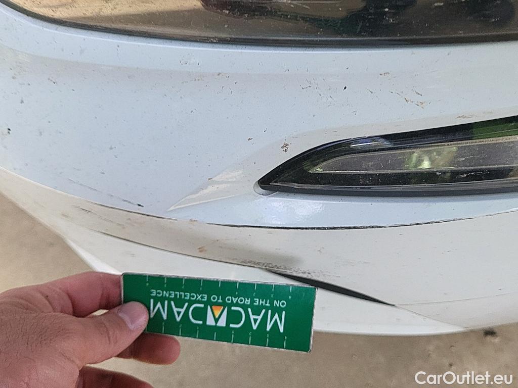  Renault  Clio RENAULT  / 2019 / 5P / berlina con portón Equilibre Blue dCi 74kW (100CV) #11