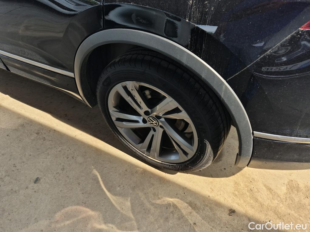 Volkswagen  Tiguan  R-Line 2.0 TDI 150CV AT7 E6d #3