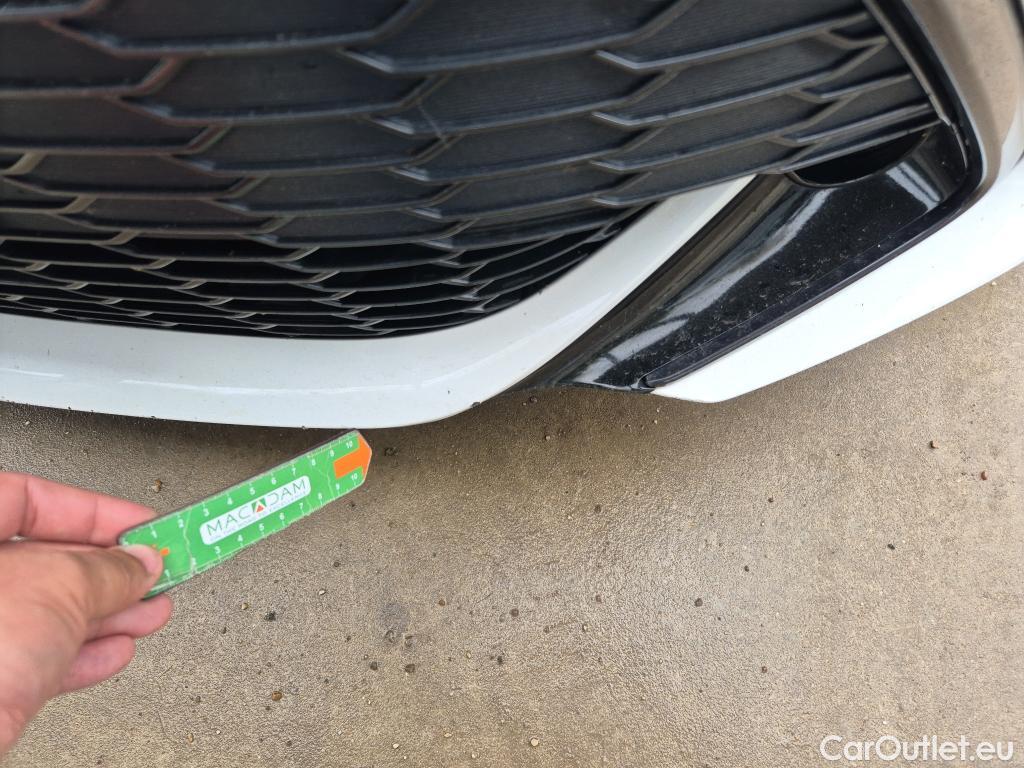  Toyota  Corolla TOYOTA  / 2019 / 5P / familiar 1.8 125H ACTIVE TECH E-CVT TOU SPORT #23