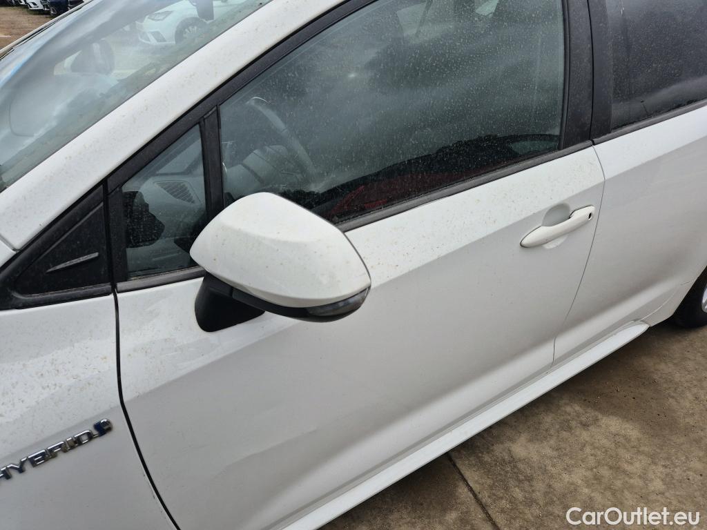  Toyota  Corolla TOYOTA  / 2019 / 5P / familiar 1.8 125H ACTIVE TECH E-CVT TOU SPORT #19