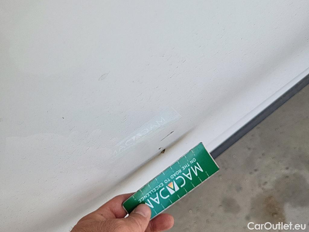  Renault  Clio RENAULT  / 2019 / 5P / berlina con portón Equilibre Blue dCi 74kW (100CV) #6