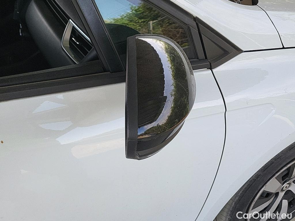  Renault  Clio RENAULT  / 2019 / 5P / berlina con portón Equilibre Blue dCi 74kW (100CV) #19