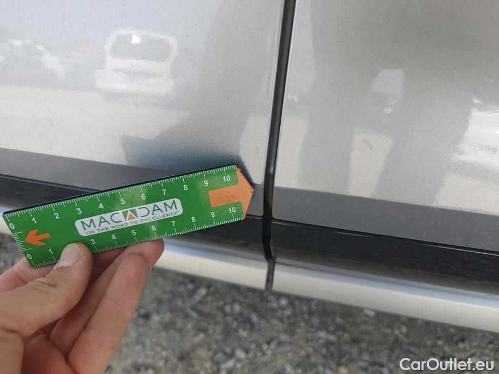  Audi  Q5 AUDI  / 2020 / 5P / todoterreno Advanced 35 TDI 120kW S tronic (AC6) #12