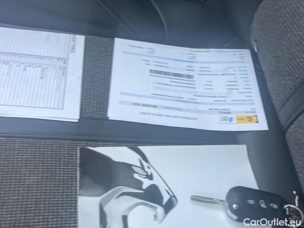  Peugeot  3008 PEUGEOT  / 2016 / 5P / todoterreno 1.5 BlueHDi 96kW (130CV) S&S Allure EAT8 #37