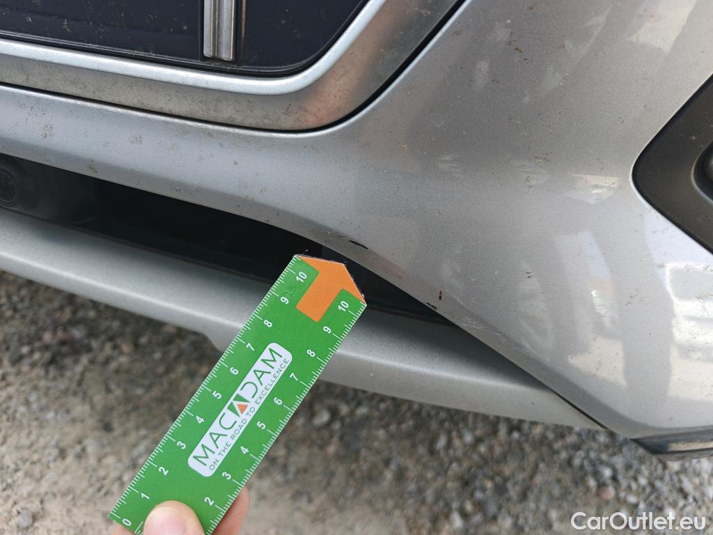  Audi  Q5 AUDI  / 2020 / 5P / todoterreno Advanced 35 TDI 120kW S tronic (AC6) #8