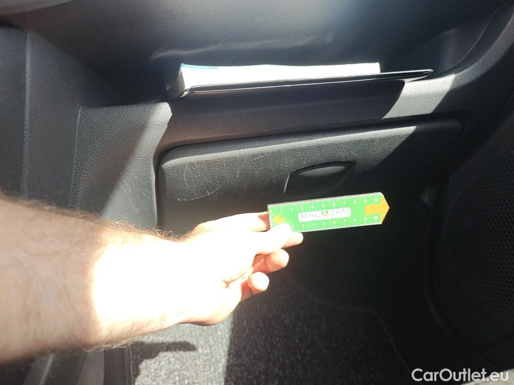  Dacia  Lodgy DACIA  / 2012 / 5P / monovolumen compacto Comfort Blue dCi 70kW (95CV) 5Pl - 18 #34