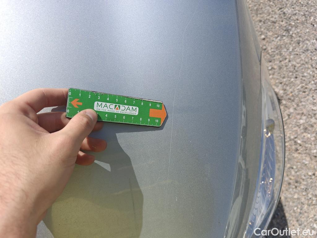  Dacia  Lodgy DACIA  / 2012 / 5P / monovolumen compacto Comfort Blue dCi 70kW (95CV) 5Pl - 18 #24