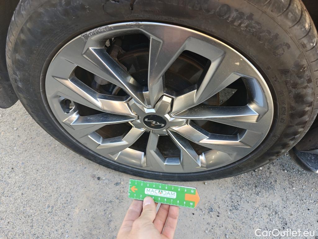  KIA  Sorento KIA  / 2020 / 5P / todoterreno 2.2 CRDi Emotion DCT 4x4 7pl (P.Luxury) #15