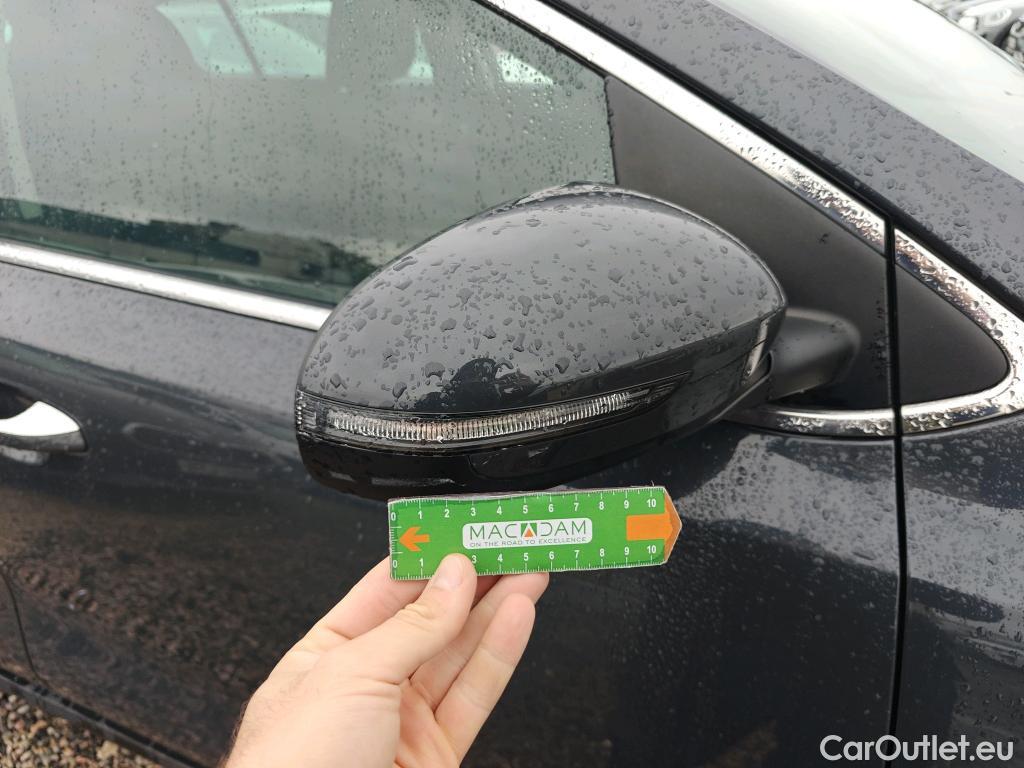  KIA  Sportage KIA  1.6MHEV Drive 100kW(136CV) 4x2(Crist Tintados) #86