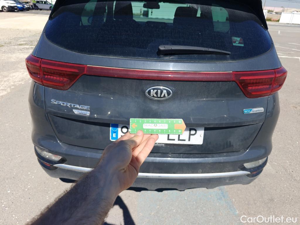  KIA  Sportage KIA  1.6MHEV Drive 100kW(136CV) 4x2(Crist Tintados) #1